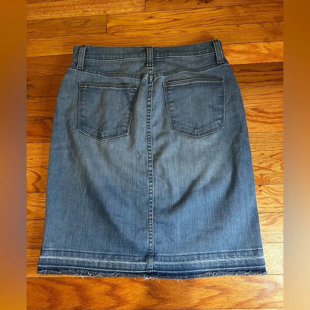 J. Crew Denim Blue Jean‎ Pencil Skirt w/ Raw Hem Style #C5647 Sz 27